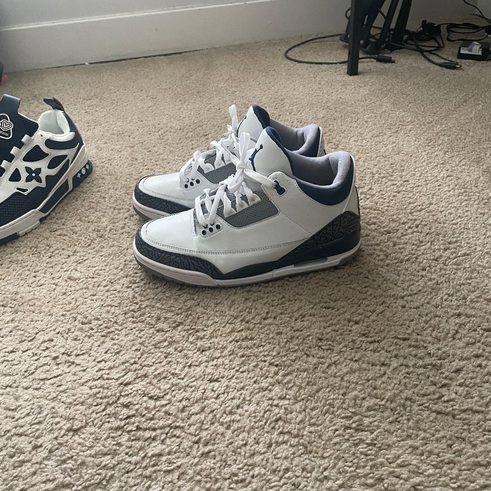 Jordan 3s midnights men size 11